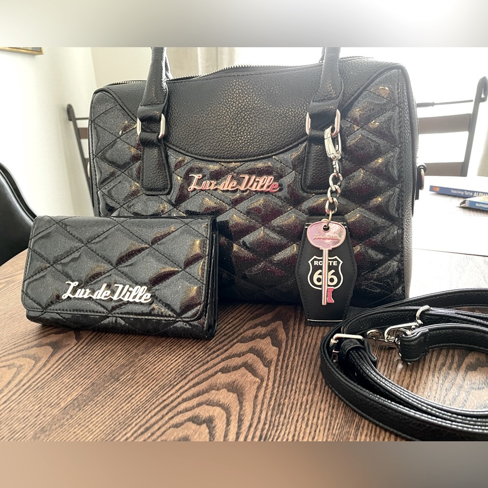 Lux de Ville hand bag and matching wallet Route 66 sparkly black  ✨